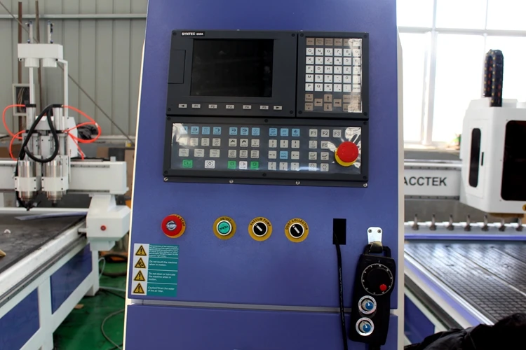 2018 новый тип УВД деревообрабатывающие маршрутизатор машина ЧПУ и автоматической