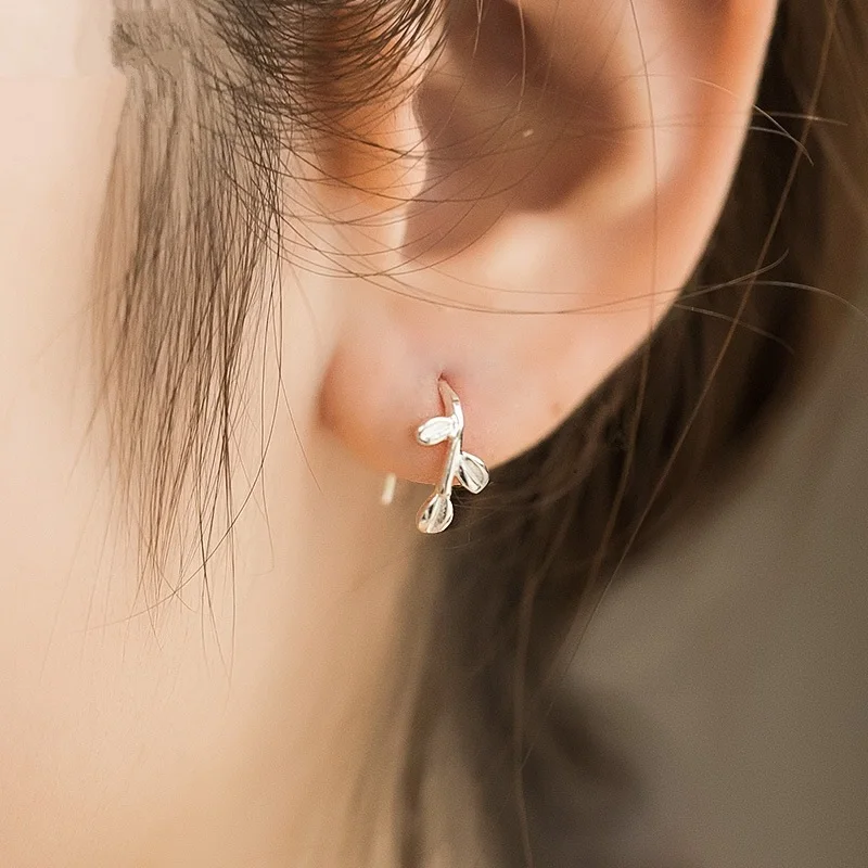

OMHXZJ Wholesale European Fashion Woman Girl Party Wedding Gift Silver Leaf S925 Sterling Silver Drop Earrings EA383