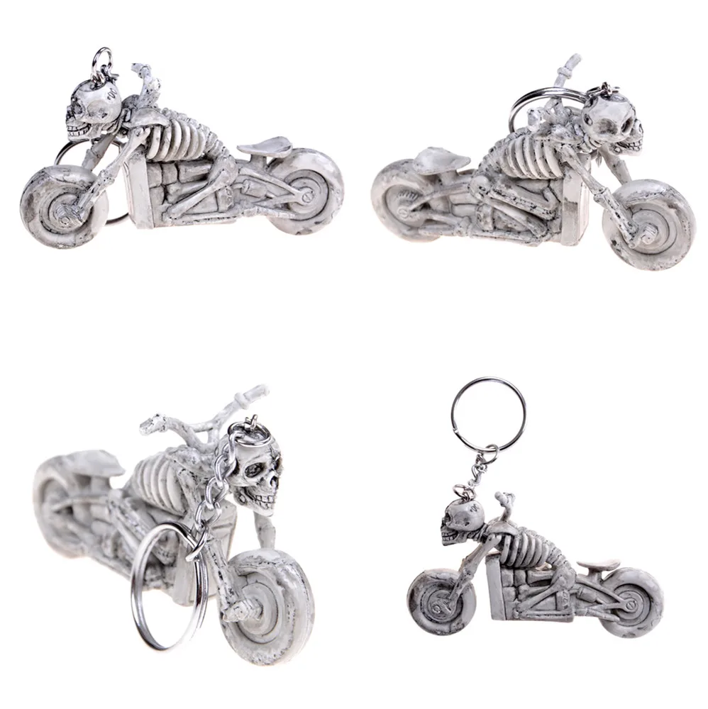 

Novelty Skull Keychain Men Vintage Rubber Trinket Motor Car Key Chain Ring Gift