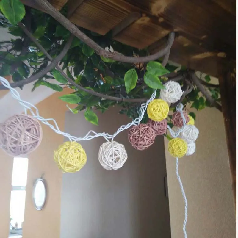 Светодиодная гирлянда с шариками из ротанга праздничное освещение со