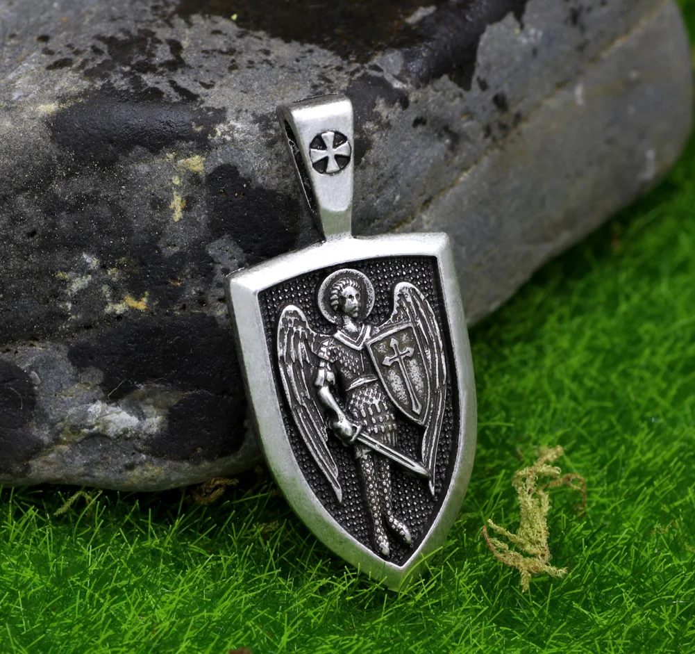 Men archangel medal pendant Archangel St.Michael Protect Me Saint Shield Protection Charm Russian Orhodox Pendant Necklace | Украшения и