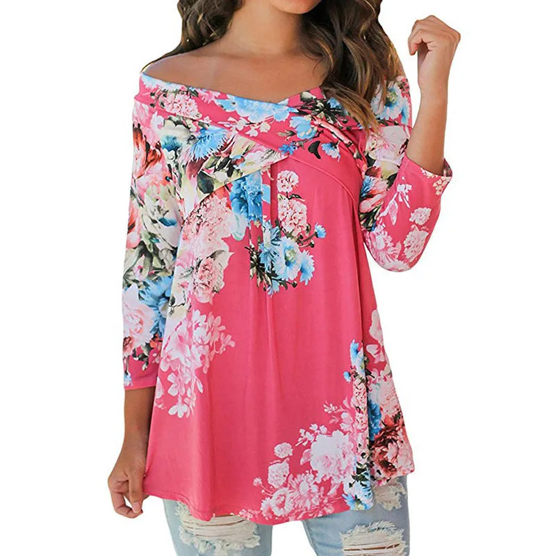 

2019 Summer Women's Three-Quarter Sleeve T-shirt Vintage Print O-Neck Revealing Shoulder Top 3 Floral Print Ladies T Shirts