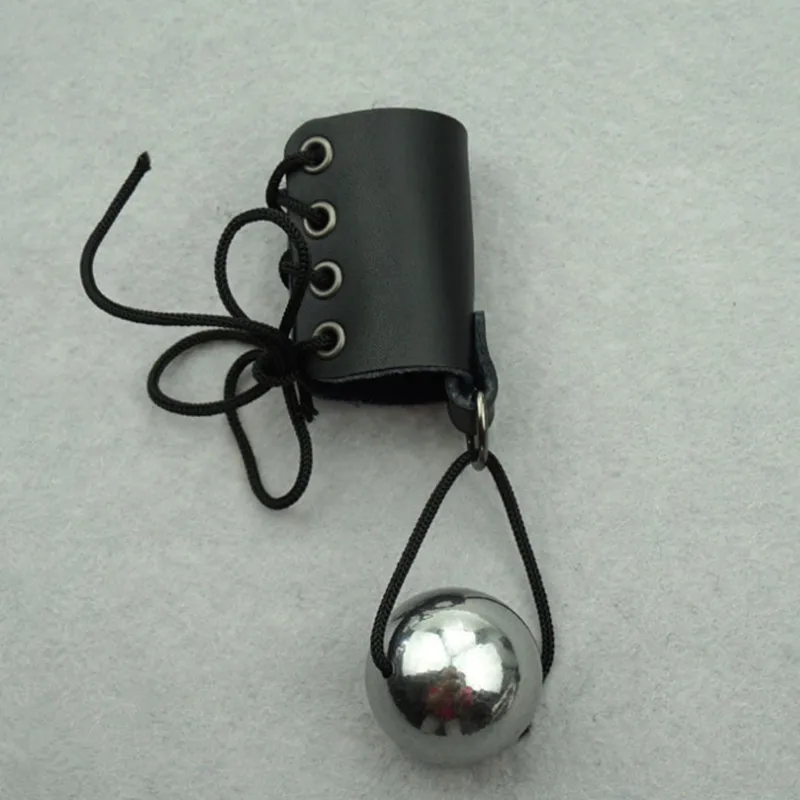 Увеличитель полового члена, растягивающий кожаный шнуровкой / силиконовый защитный рукав для увеличения полового члена.