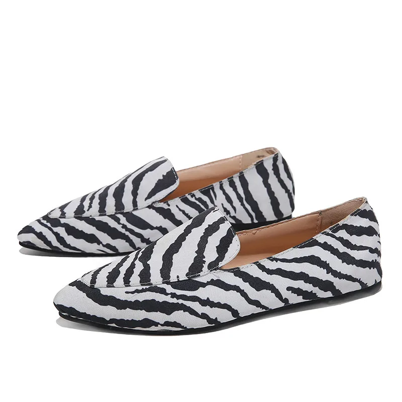 Zebra Новинка года; сезон весна-осень; Повседневная модная женская обувь на плоской подошве; элегантные леопардовые туфли на низком каблуке для девочек; женская обувь; Размеры 35-43 - Цвет: Zebra