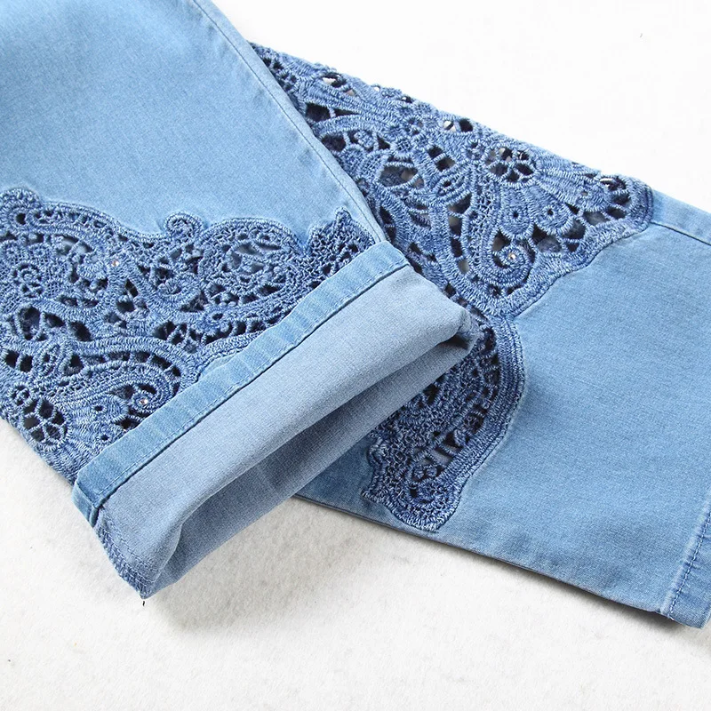 кружево для джинсовой ткани. джинсовка с кружевом. джинс и кружево. переделать джинсовую куртку. джинсовые вещи.