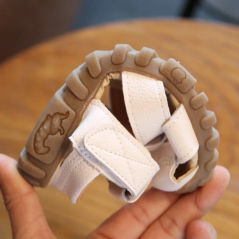 Детские кроссовки из ПУ кожи с закрытым носком мягкой | Детская одежда и обувь