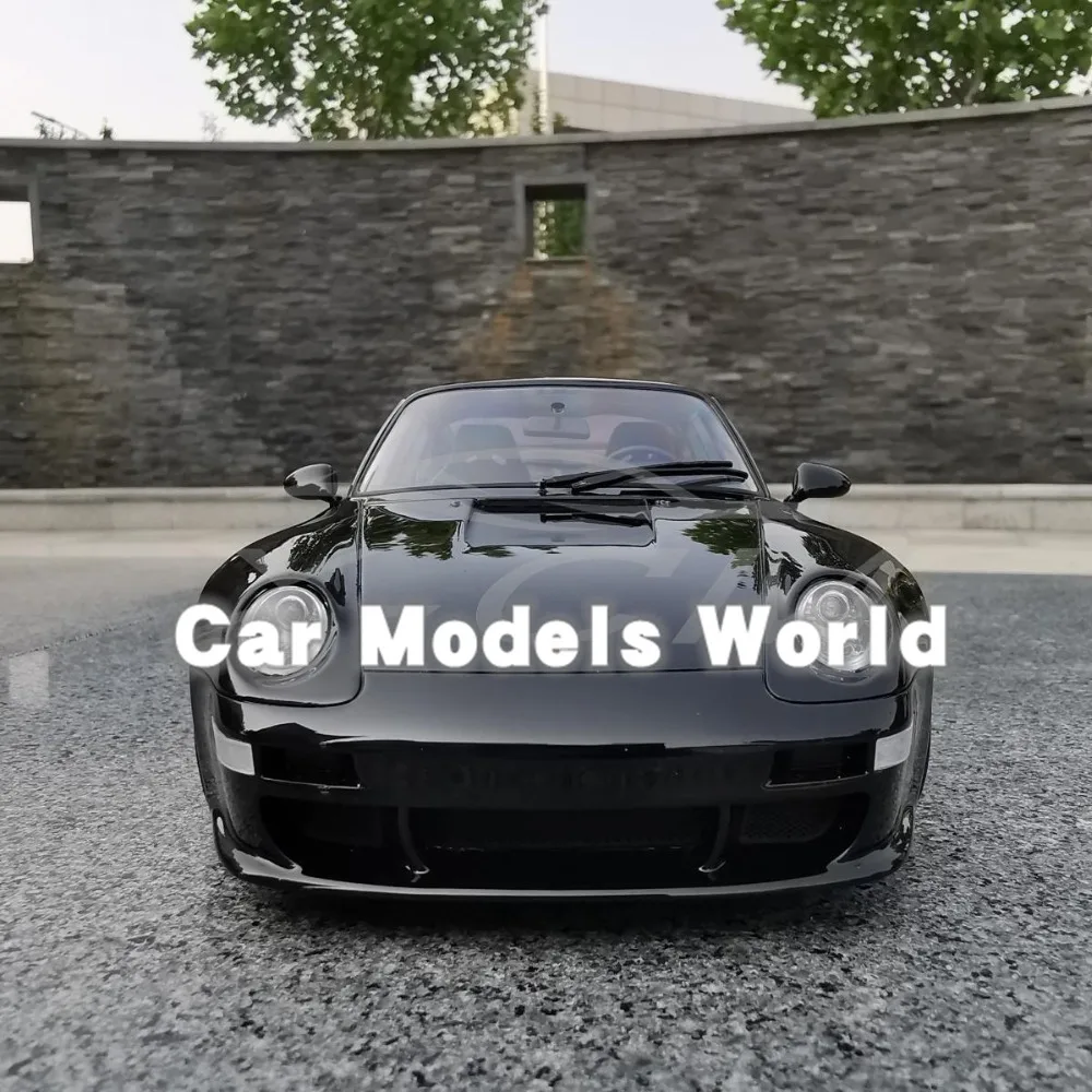 Полимерная модель автомобиля для GT Spirit Gunther Werks 400R (черный) 1:18 KJ028 + маленький