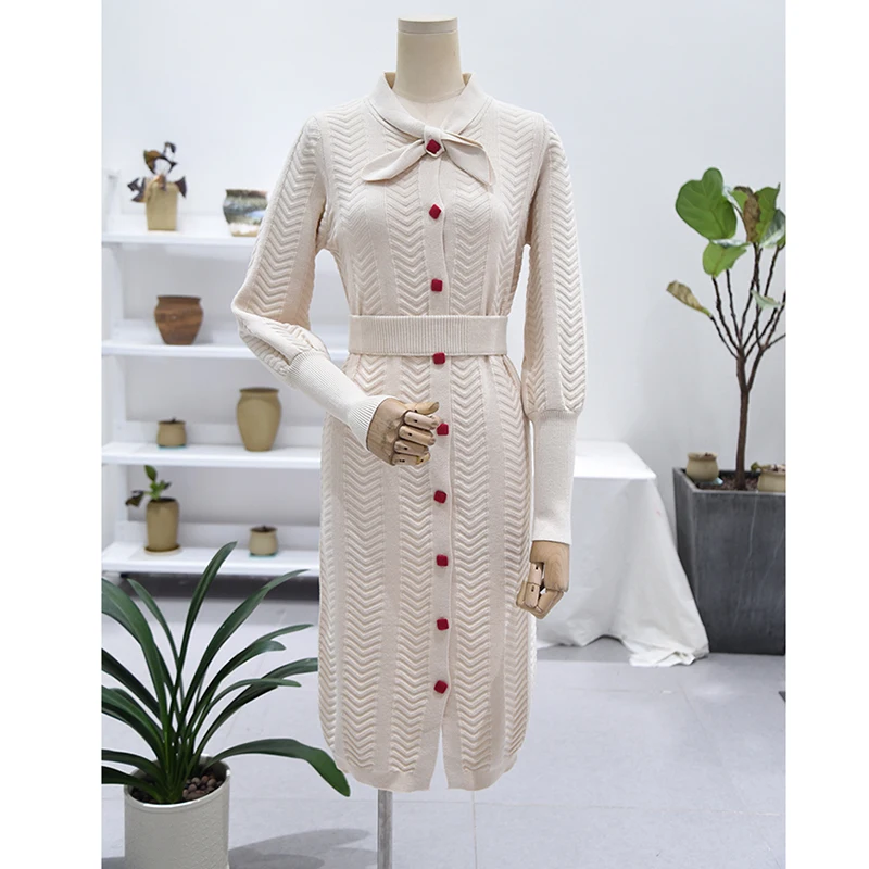Женское длинное вязаное платье свитер шикарное однобортное офисное футляр с