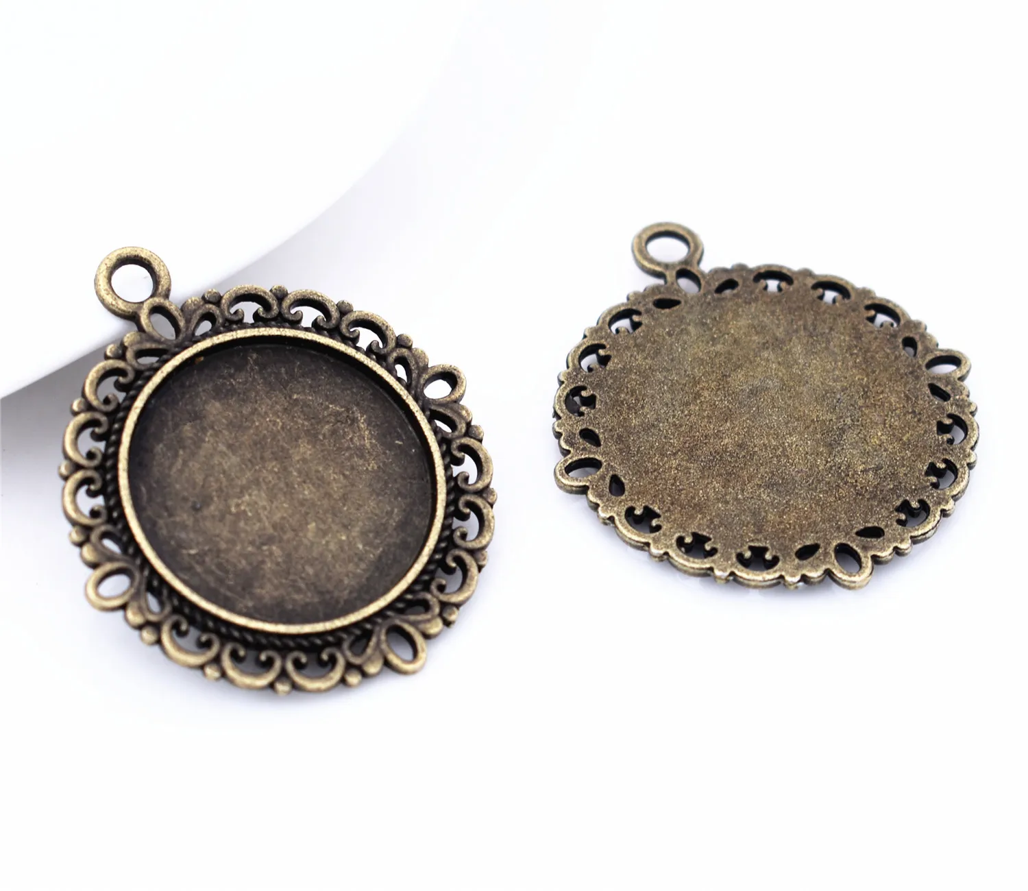 

New Fashion 5pcs 20mm Inner Size Antique Bronze Plated Flower Style Cabochon Base Cameo Setting Charms Pendant-