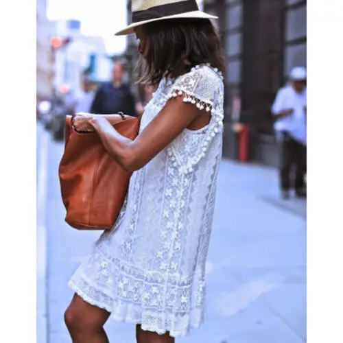 Женское короткое платье с круглым вырезом и кружевными оборками Повседневные