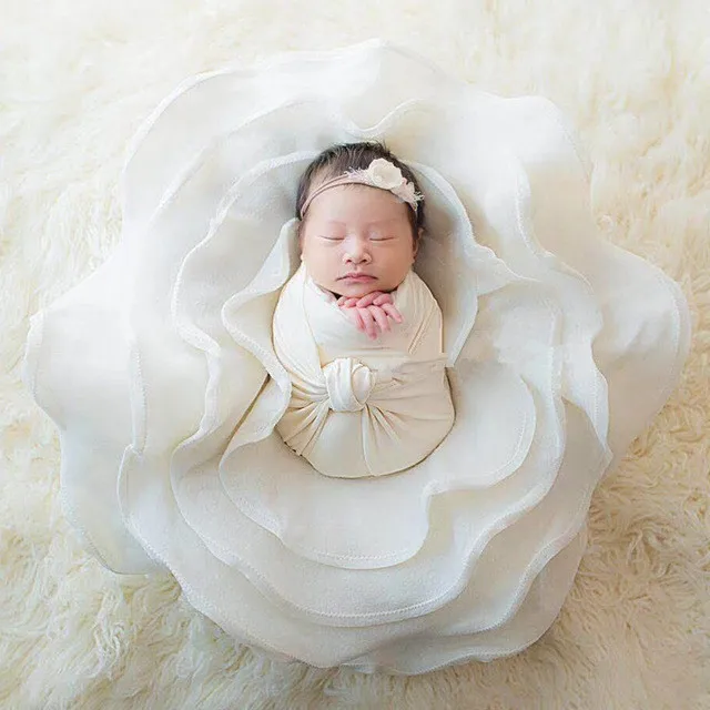 

Newborn Photography Props Flokati Flower Shaped Posing Pod Nest Baskets Background Baby Photoshoot Accessories Wool Blanket