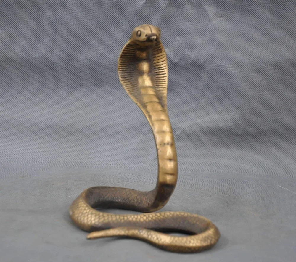 

8" Elaborate Chinese China Handmade Brass Statue Lucky Cobra Sculpture