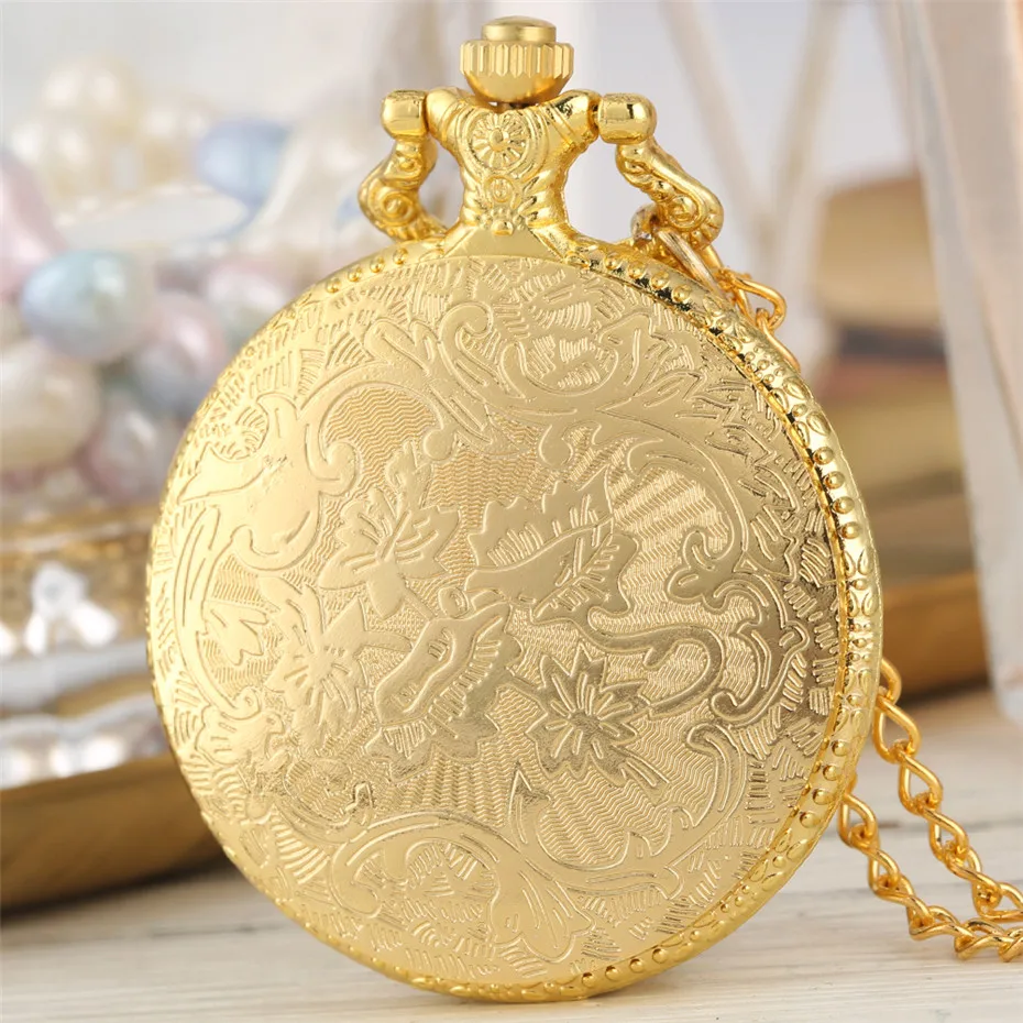 Elegant Vintage Shield Relief Pattern Quartz Pendant Pocket Watch Steampunk Retro Necklace Pendant Clock Gifts for Men Women