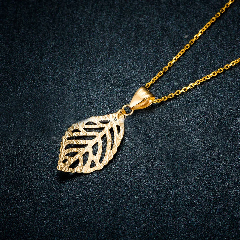 

Solid AU750 Gold Hollow Leaf Pendant Women Leaf Necklace Pendant