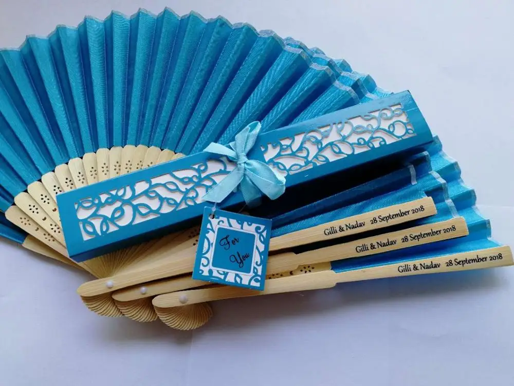 blue with box 150 шт./лот Персонализированные Роскошный шелк раза стороны вентилятора в элегантном лазерной резки Подарочная коробка+ вечерние сувениры/свадебные подарки+ печать - Цвет: blue with box