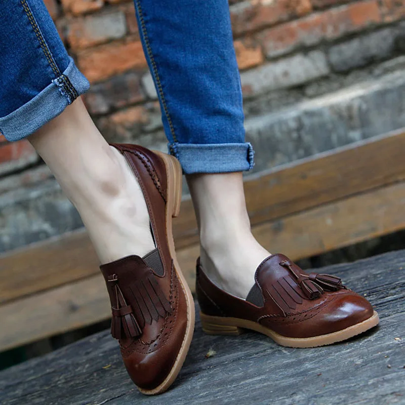 Женские оксфорды с кисточками броги на плоской подошве в британском стиле