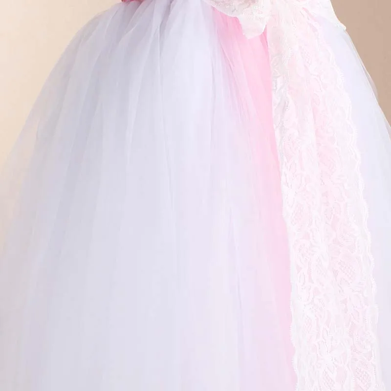 Модное детское платье-пачка с цветочным рисунком белое и розовое цветочное