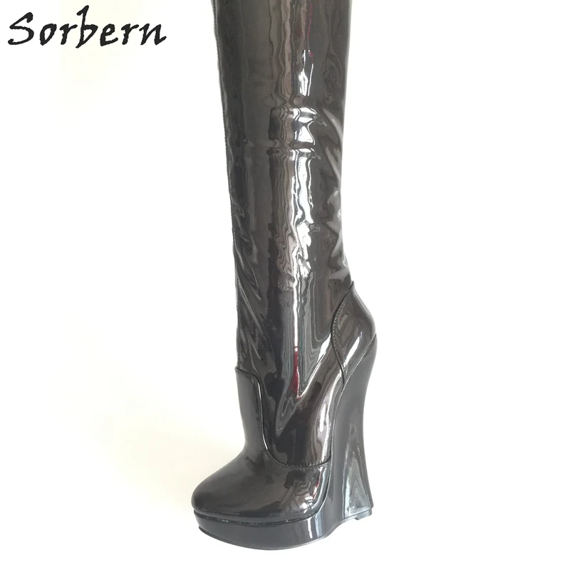 Женские ботинки с боковой молнией на танкетке | Обувь