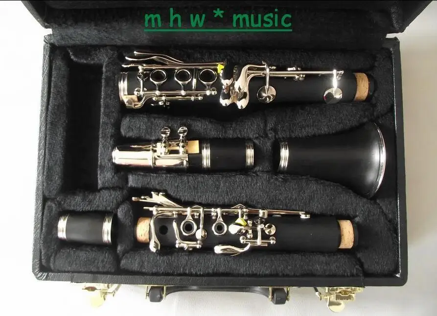 

Professional C Key clarinet Good material good tone