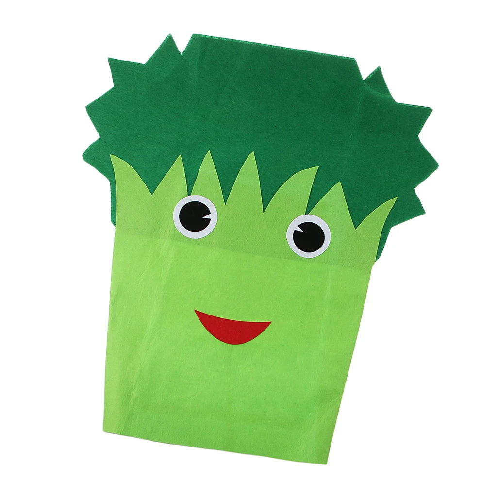

Costumes & Accessories