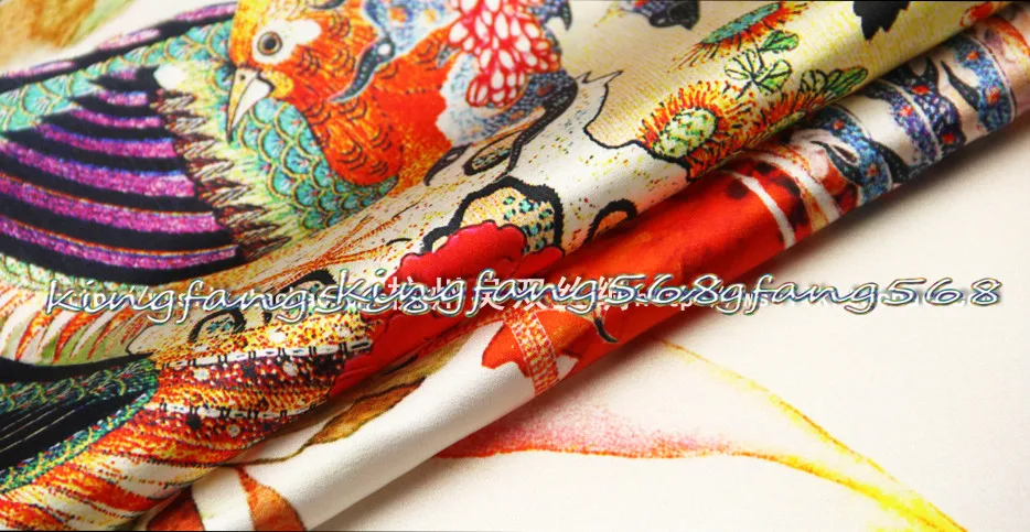 Дизайнерское платье из 93% натурального шелка тутового шелкопряда 7% спандекса