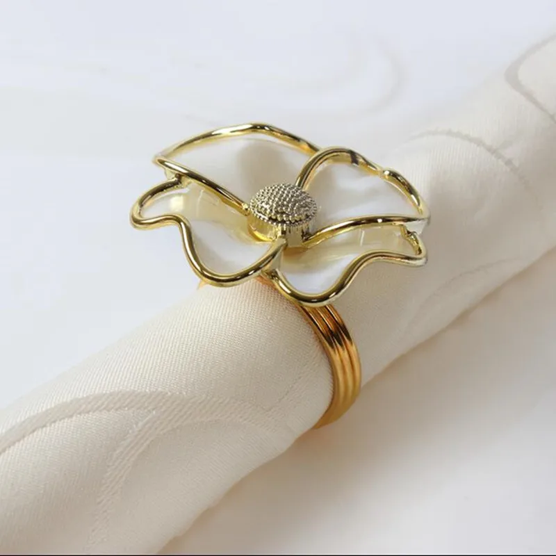 Fashion White Flower Napkin Buckle Rings Plating UV Hotel Sample Room Wedding Banquet Serviette Holder Table Decoration | Дом и сад