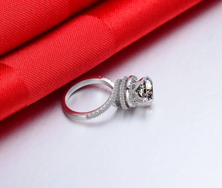 

Rotation Style Solid 14K Finger Ring Unique Brilliant 2Ct Moissanite Engagement Ring G14K Stamped Tested Real