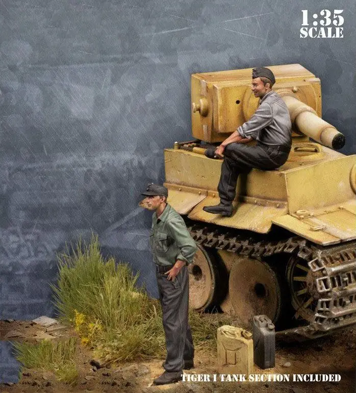 1/35 Assembly Resin Figure kit Tankers (with tank) | Игрушки и хобби