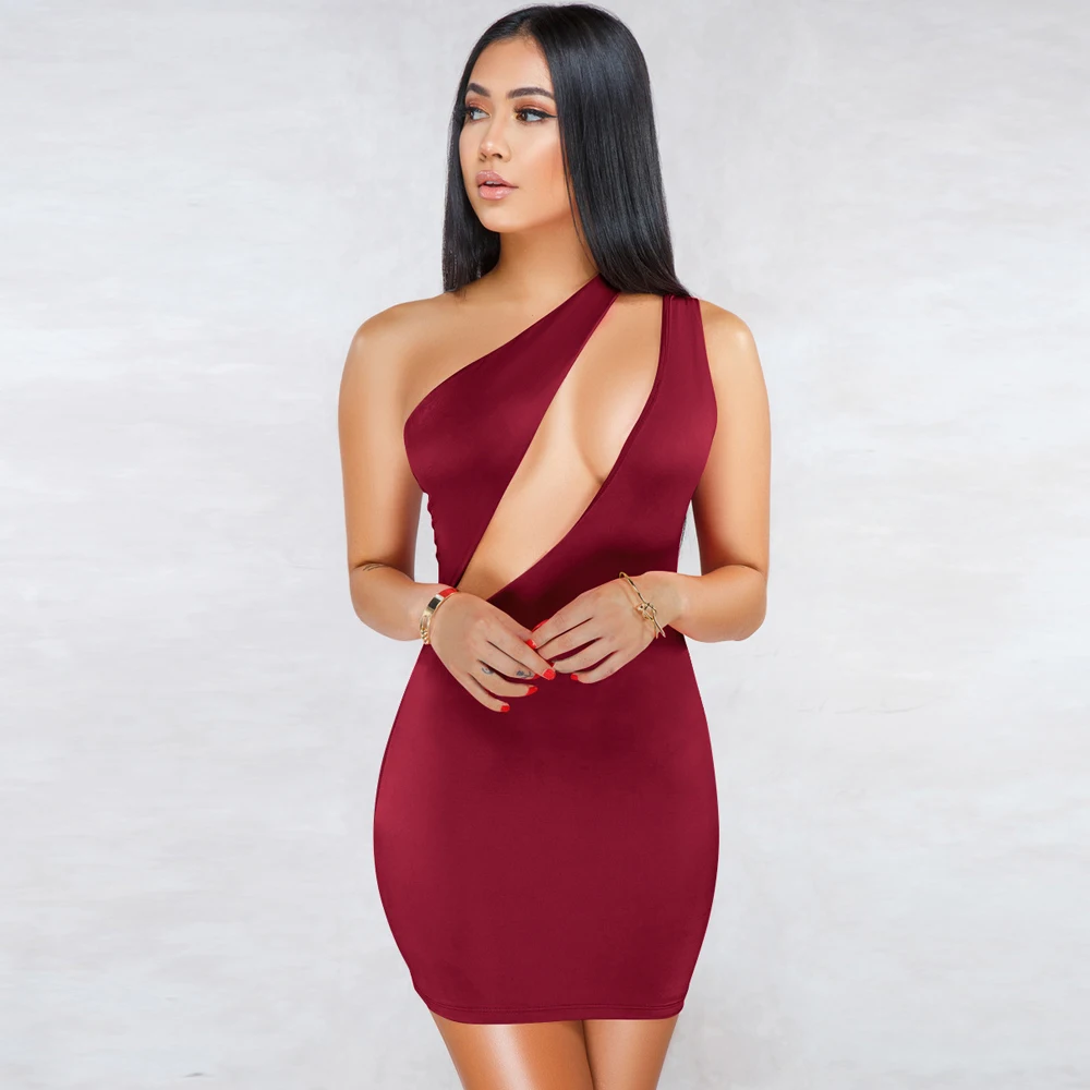

2019 spring new women's dress one shoulder elastic waist solid color dress sexy hollow open backpack hip dress