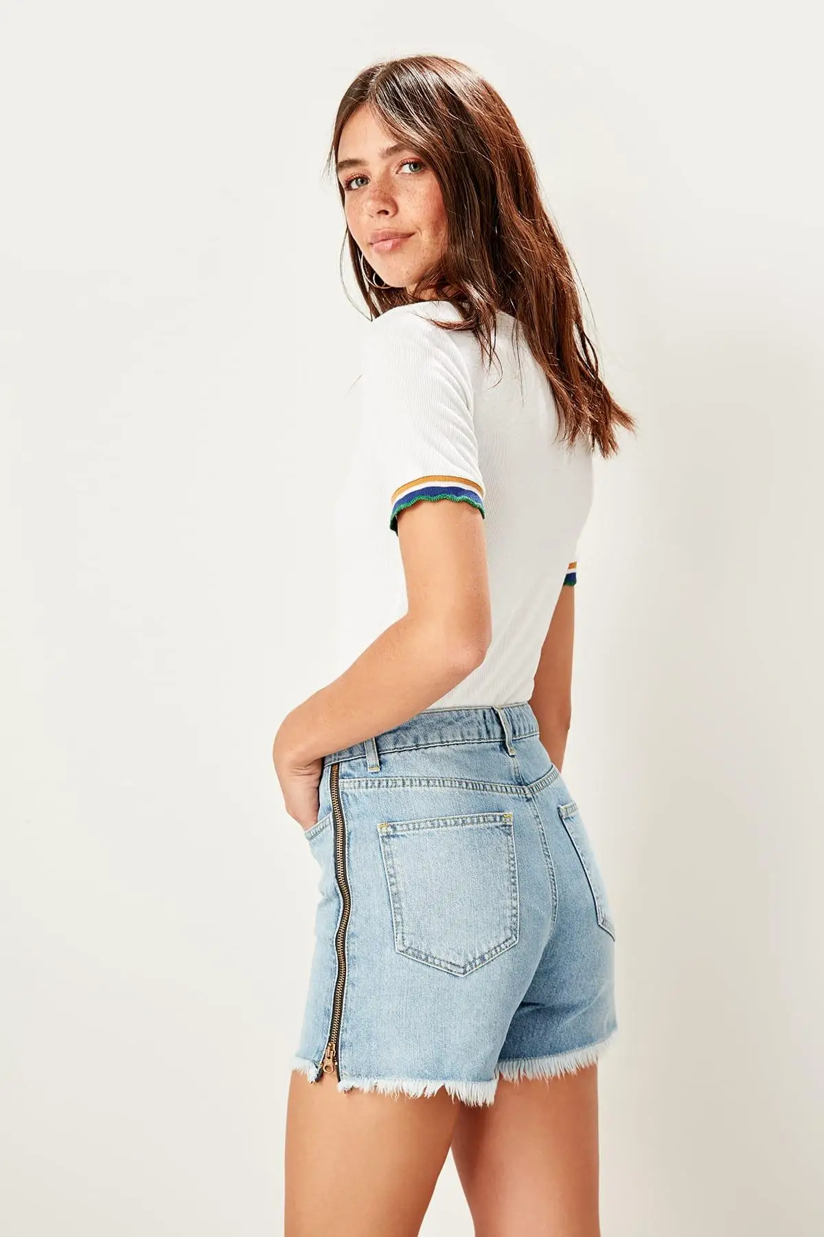 Trendyol синие джинсовые шорты на молнии TWOSS19LR0304|Женские шорты| |