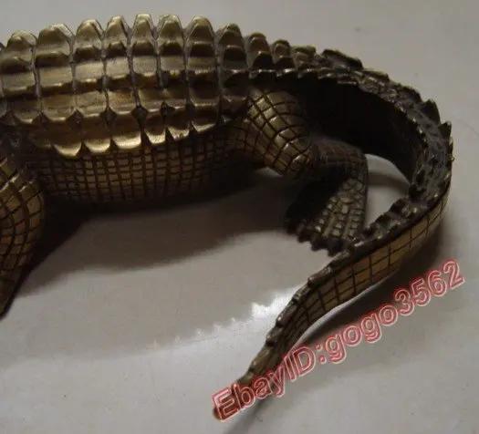 free ship Lifelike bronze statue of a crocodile | Дом и сад