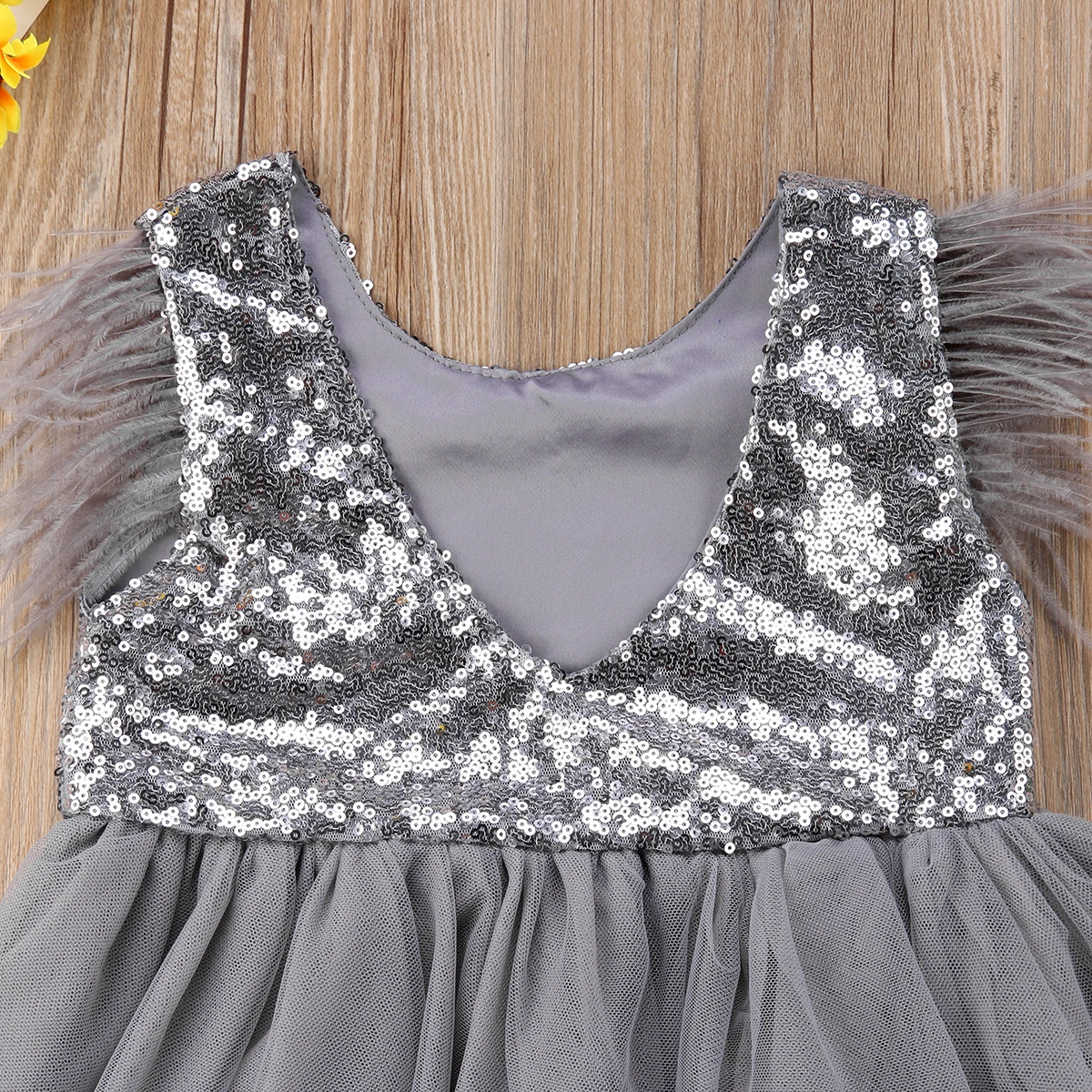 

Little Girl Children's Wear Summer Dress New Girl's Short Sleeved Korean Version Pure Cotton Sleeveless Backless Dresses Clothes