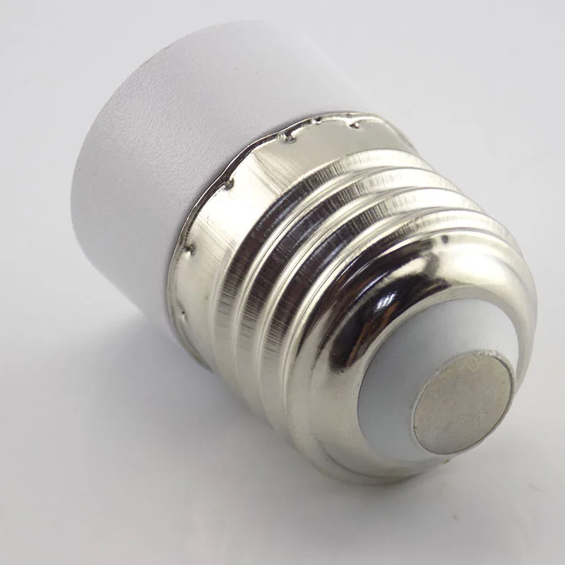 

1PCS E27 to E14 Lamp Bulb Holder Converter Male Plug Fireproof CFL Light Socket Base Adapter Converte Conversion for Corn Candle