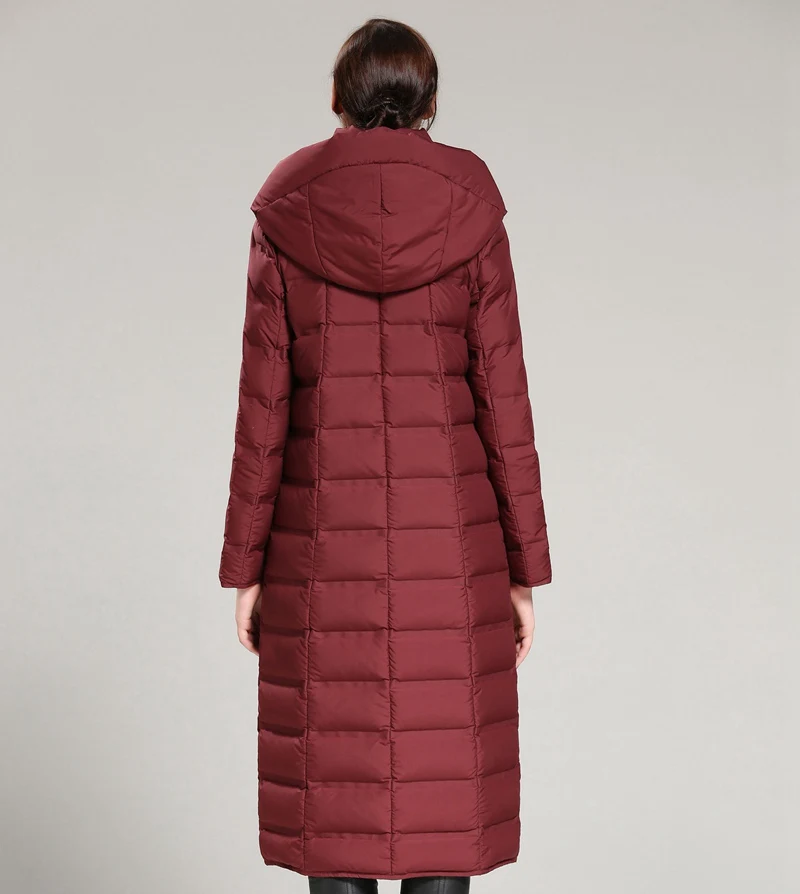 

2017 European Women Down Parkas Coats X-Long Autumn Winter Lady Warm Overcoats Female Outerwear 3XL 4XL VF1082