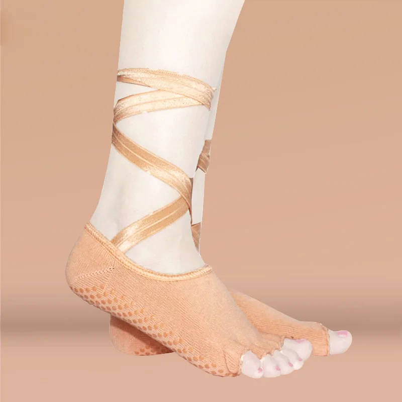 

Lacing Yoga Belly Dance Sports Socks 1 Pair Cotton Fabric Toe Puttee Socking For Women Belly Dancing Practice Accessories DN2079