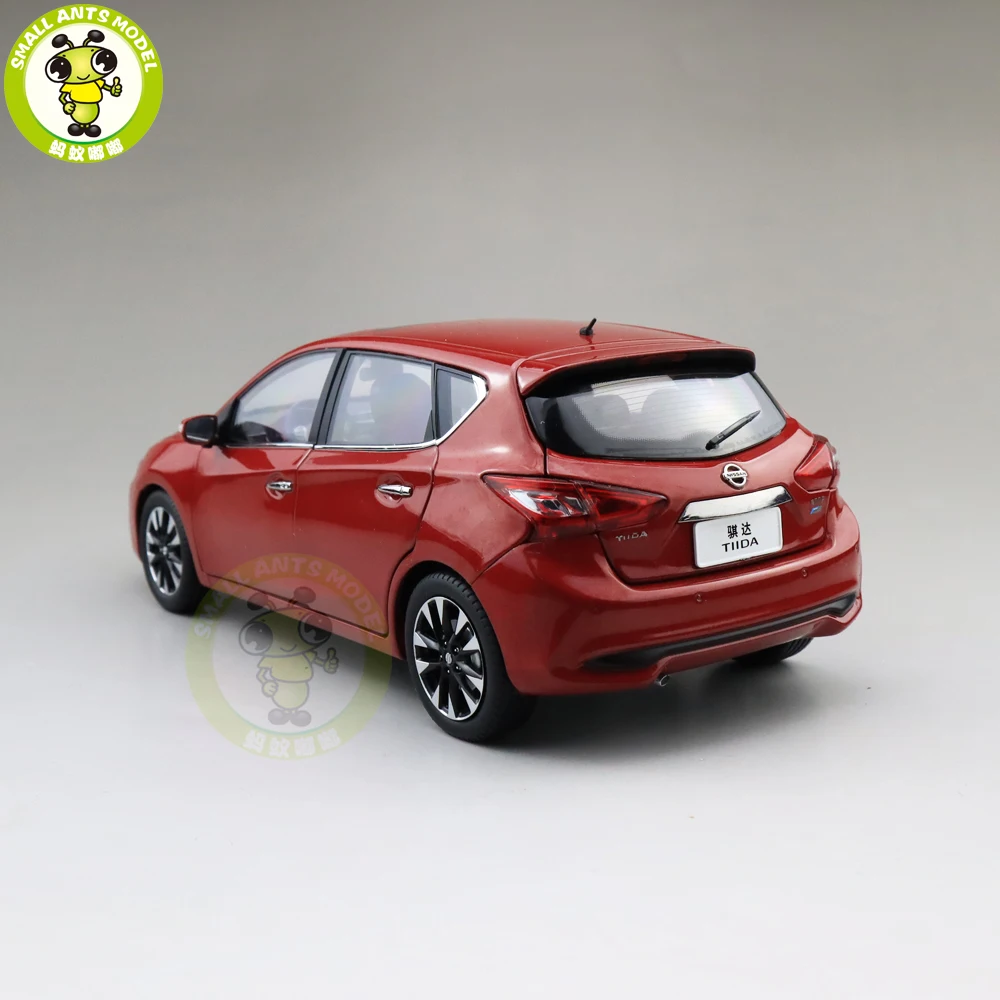 1/18 Nissan TIIDA литая под давлением Металлическая Модель автомобиля игрушки дети мальчик девочка подарок коллекция хобби красный