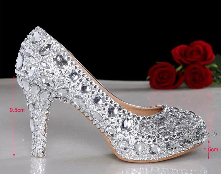 Новинка 2018 года Лидер продаж серебряные свадебные туфли женские со стразами