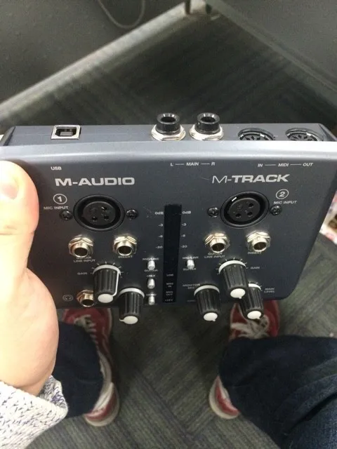 Отзывы реальные фотографии M-audio m-track usb аудио интерфейс звуковая карта Внешний 2 в 2 out Профессиональный для записи