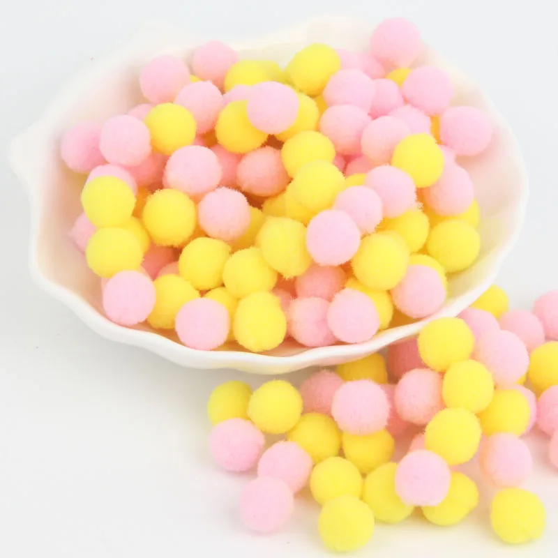 pink yellow Помпоны 15 мм помпоны многоцветные шары ленты меховые поделки DIY мягкие понпоны Свадебные украшения для шитья на ткани аксессуары 20 г - Цвет: pink yellow