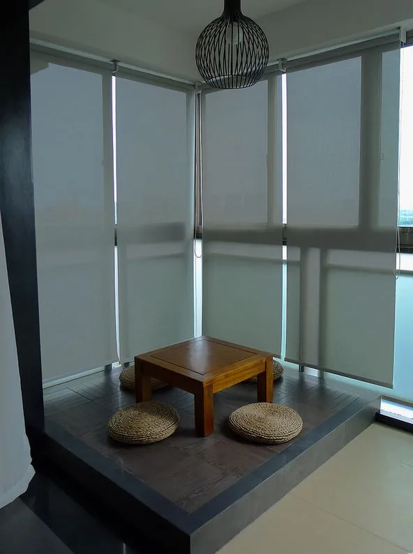 Прозрачные жалюзи для защиты от солнца черные из полиэстера полиэфира занавески