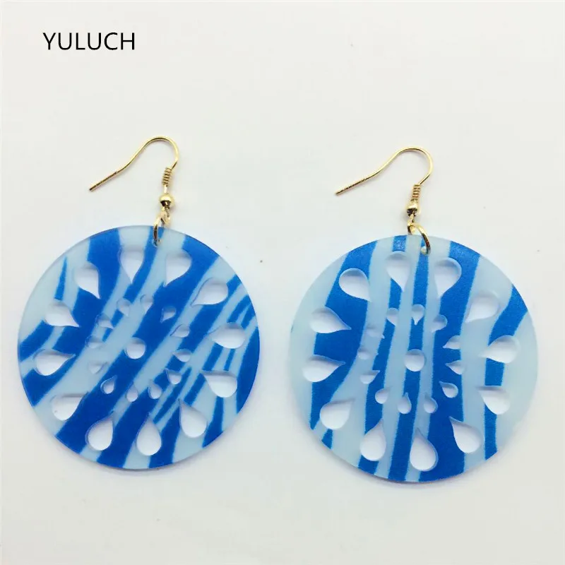 2017 индивидуальный новый дизайн цветные акриловые серьги leapord с цветами розы пара