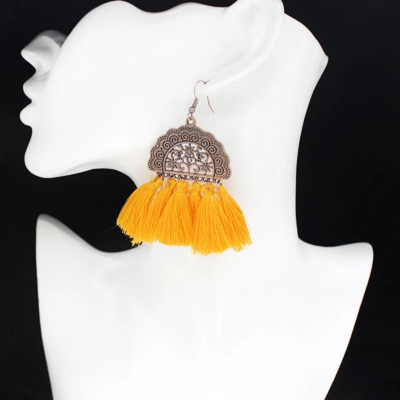 Полукруглые серьги капельки в богемном стиле 6 цветов с резным узором кисточками