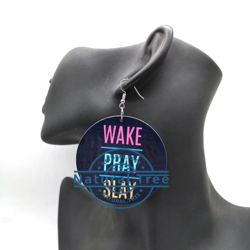 Wake pray слейские серьги из дерева