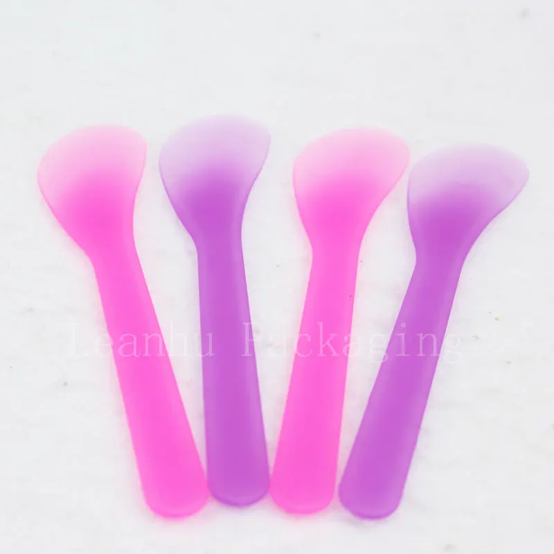 Small Spoon Tools Stick Colored Mask Cream Stick Brush Cosmetic Mask Spatula  Makeup Plastic Spatula  200pc/lot