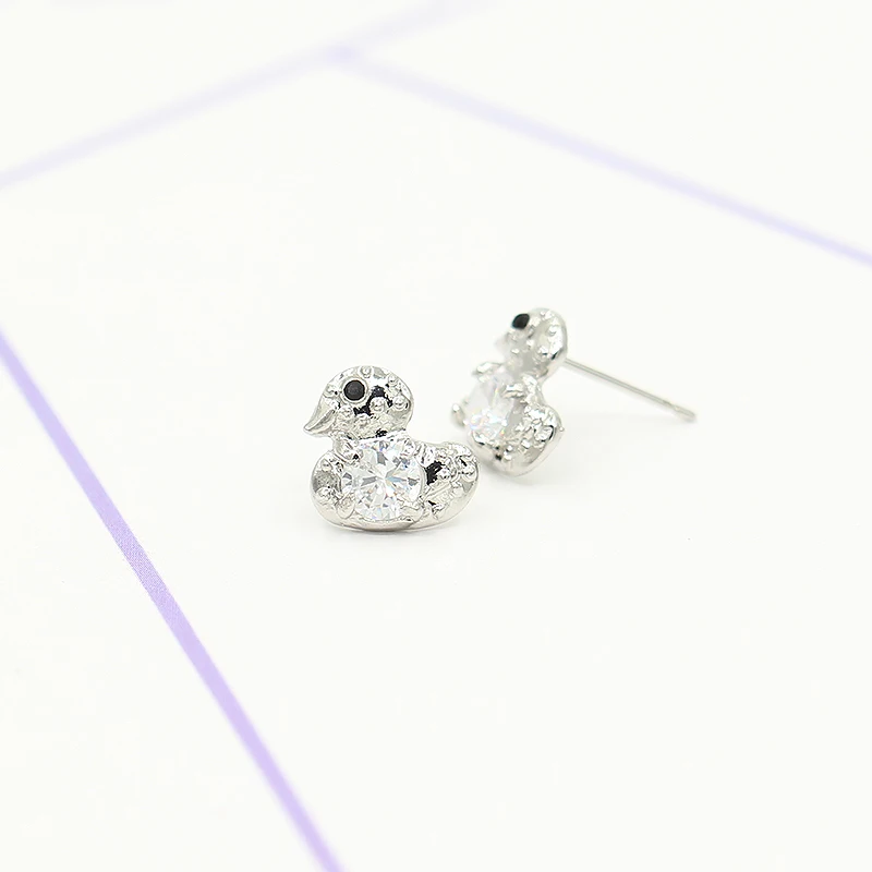 Cute Duck Shining Fashion Women Jewelry Kid Style Crystal Rhinestone Stud Earrings Female Bijoux Wholesale girl Gift C085 | Украшения и
