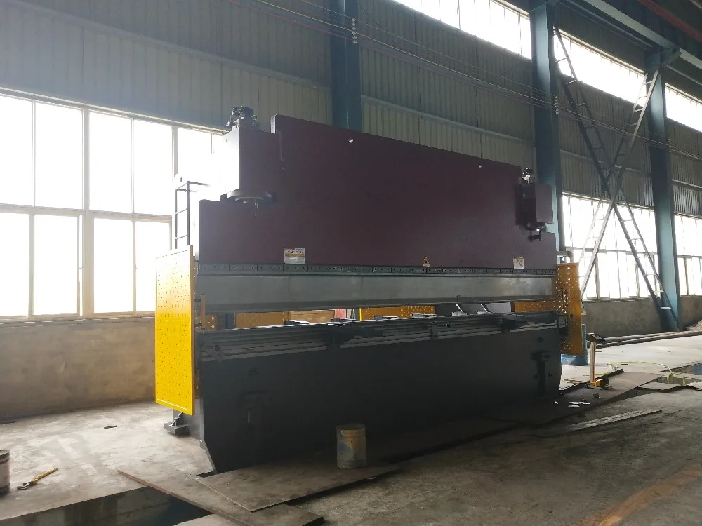 WE67K 400T/6000 Высококачественная электрогидравлическая гибочная машина для