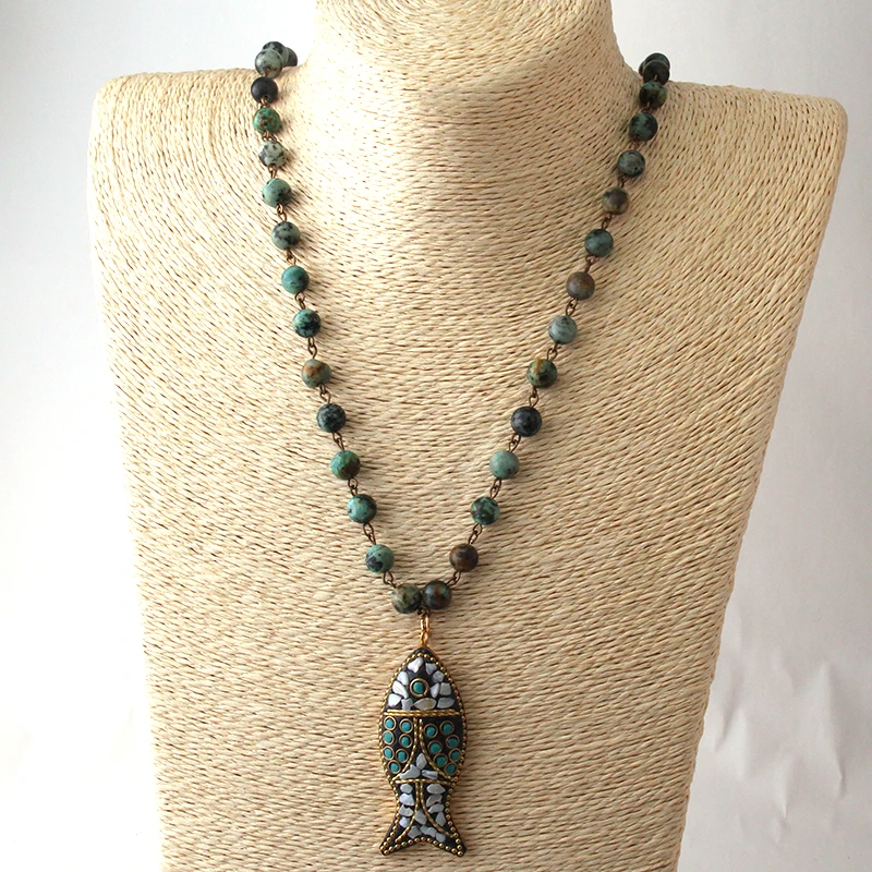 Женское этническое ожерелье из натурального камня с подвеской в виде рыбы |