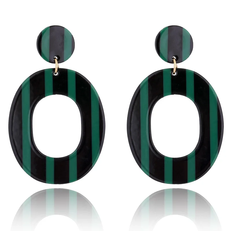 

Gift Stripe Resin Hollow Round Stud Drop Jewelry Out Lady's Earrings Dangle