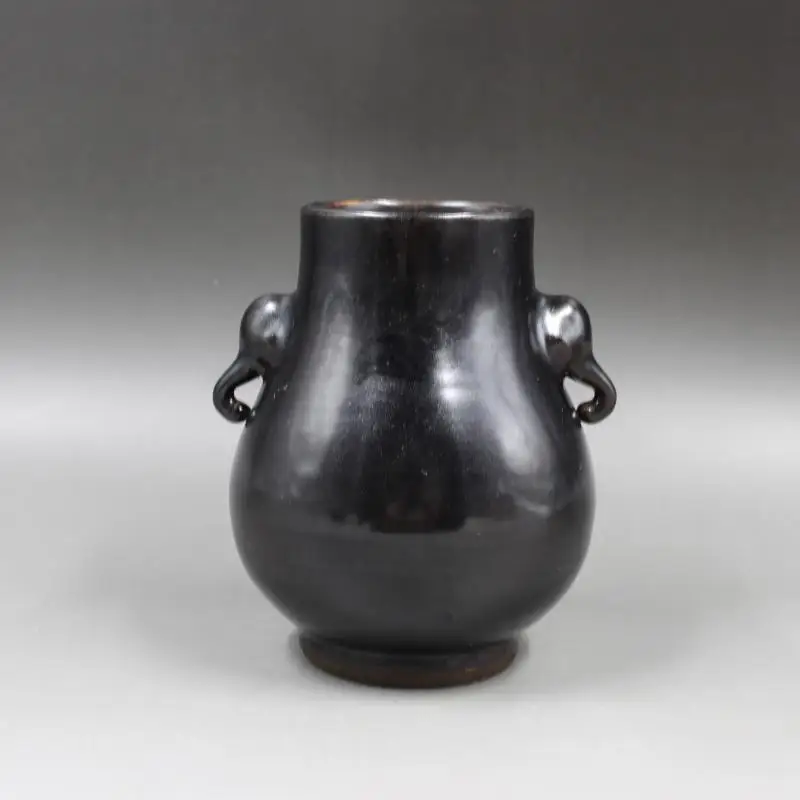 

Цилиндрическая антикварная ваза с ушками слона из черной глазури династии цилиндр цилиндрические старые винтажные товары фарфоровые укра...
