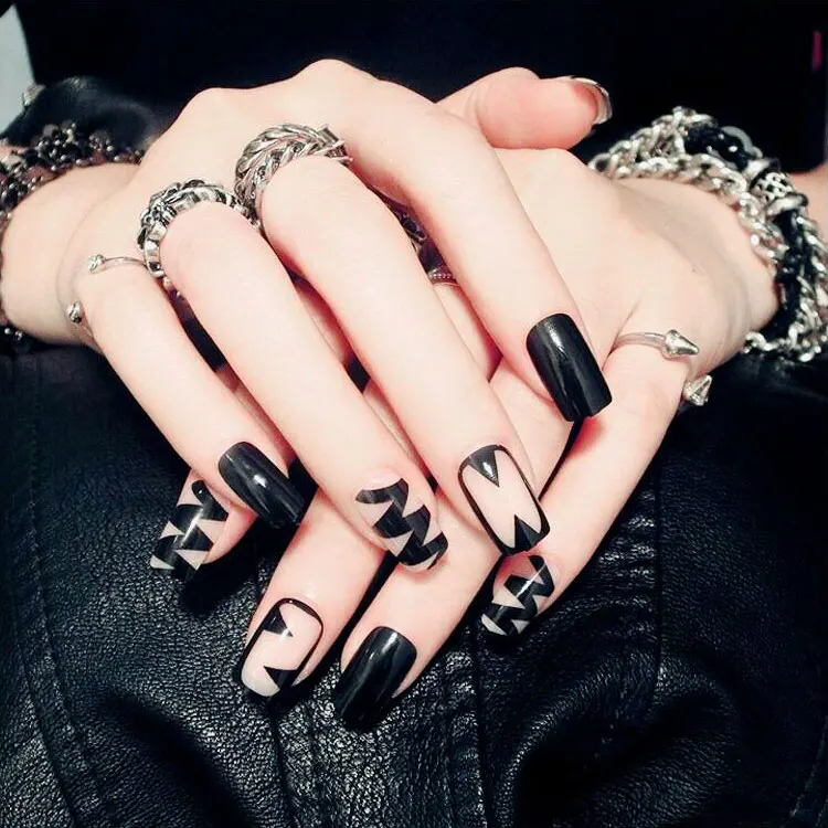 Магазин товаров для ногтей 24 шт. модные длинные полоски накладных (не содержит